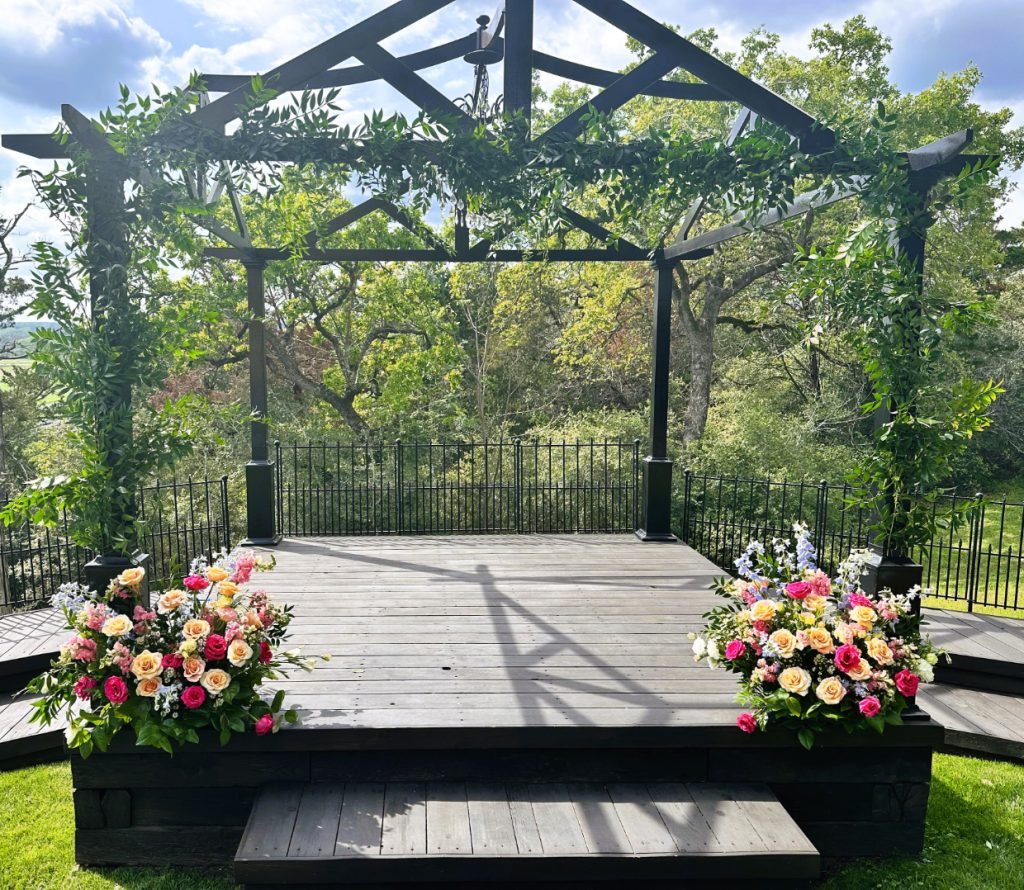 Poppy_Layne_Floral_Design-1