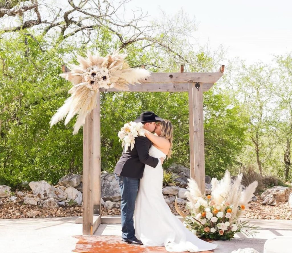 Poppy_Layne_Floral_Design-2